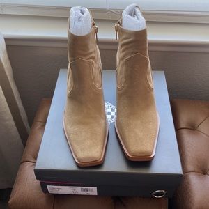 Vince Camuto Amtinda Tortilla Suede Booties 👢 🍁